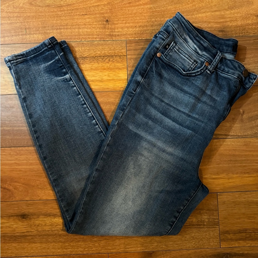 Judy Blue Tummy Control Ankle Jeans